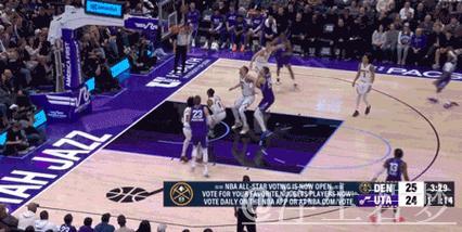 威少接球迅猛加速 拉杆上篮完成2+1