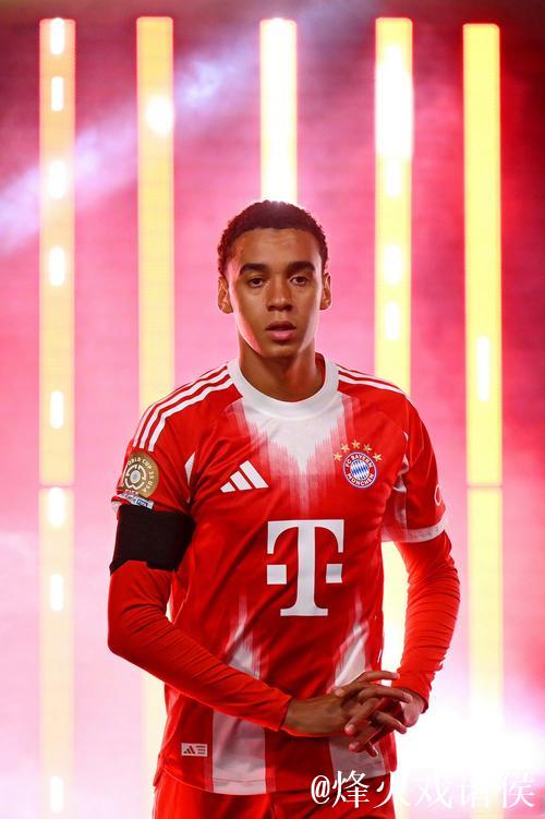 拜仁宣布免签沙尔克队长,德国门将今夏加盟签至2028年 拜仁宣布免签沙尔克队长,德国门将今夏加盟签至2028年