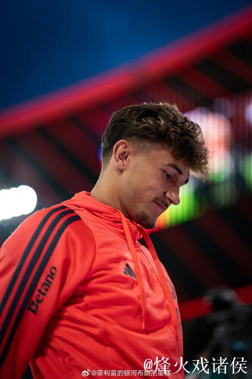 拜仁宣布免签沙尔克队长,德国门将今夏加盟签至2028年 拜仁宣布免签沙尔克队长,德国门将今夏加盟签至2028年